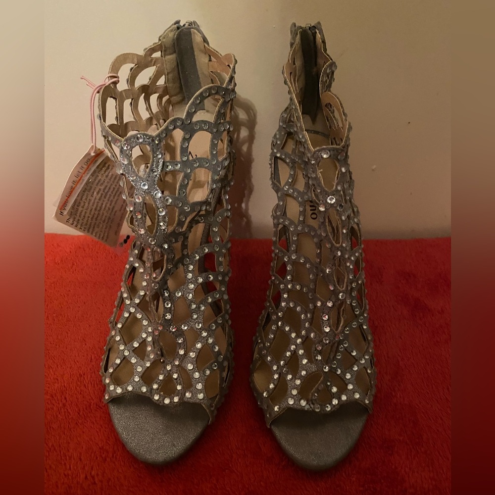 Zigi NY Silver Cage Heels w/ Rhinestone Embellishments - Picture 1 of 10